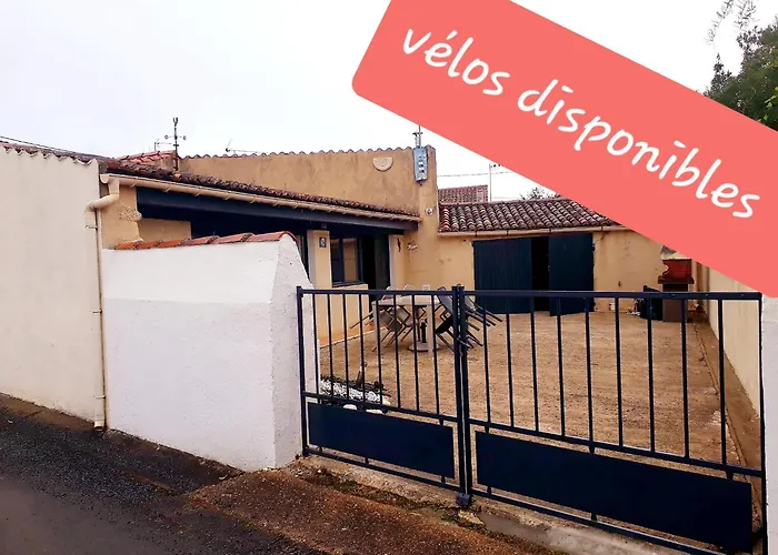 Maison Paisible , A 6 Minutes Des Plages, Velos.