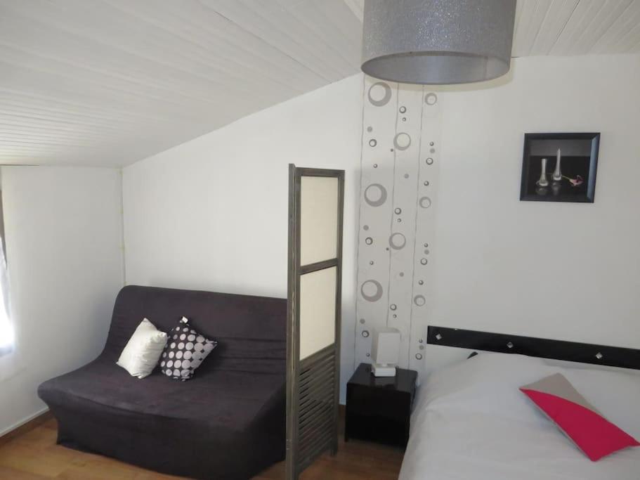 Hébergement de vacances Maison Paisible , A 6 Minutes Des Plages, Velos. Le Château-dʼOléron